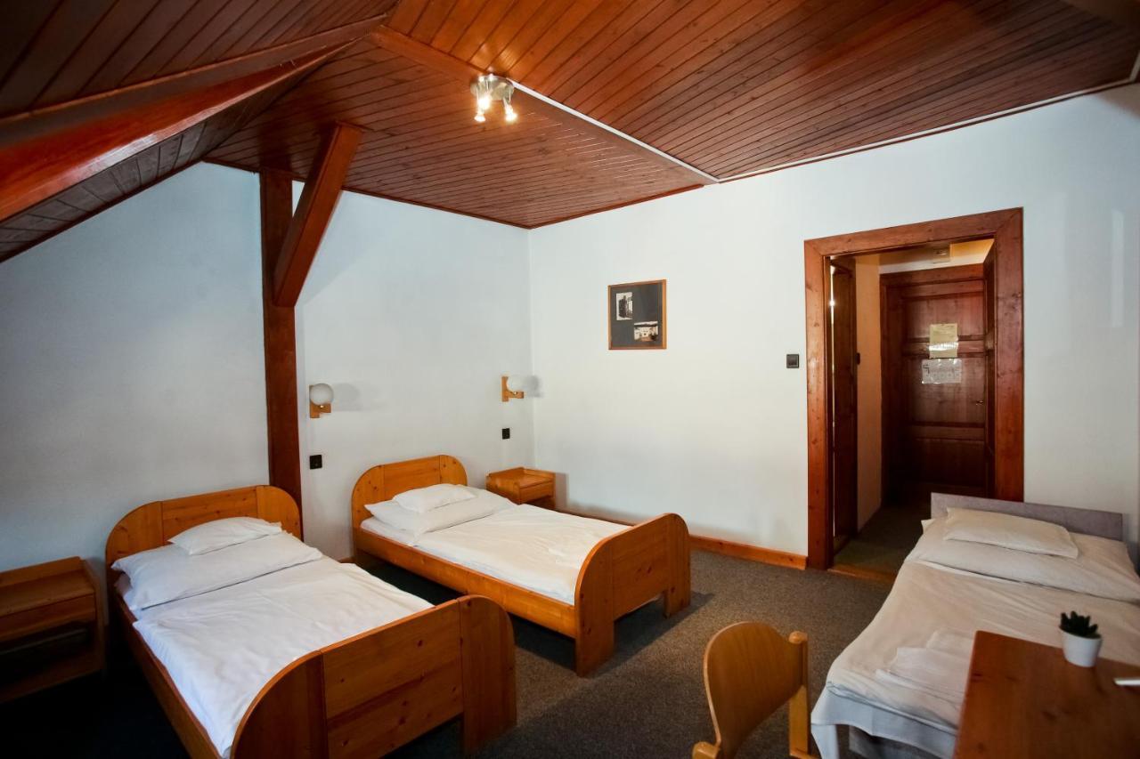 Lenau Ház Bed and Breakfast Pécs Exterior foto